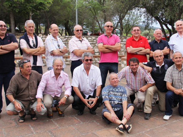 Estagel Juin 2012 - le XV d'Arago champion de France en 1962